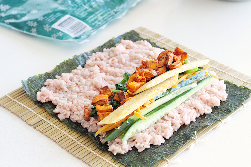 Delicious and healthy Brown Rice Kimbap | CrazyVeganKitchen.com #vegan #healthy #kimbap #asian #recipe
