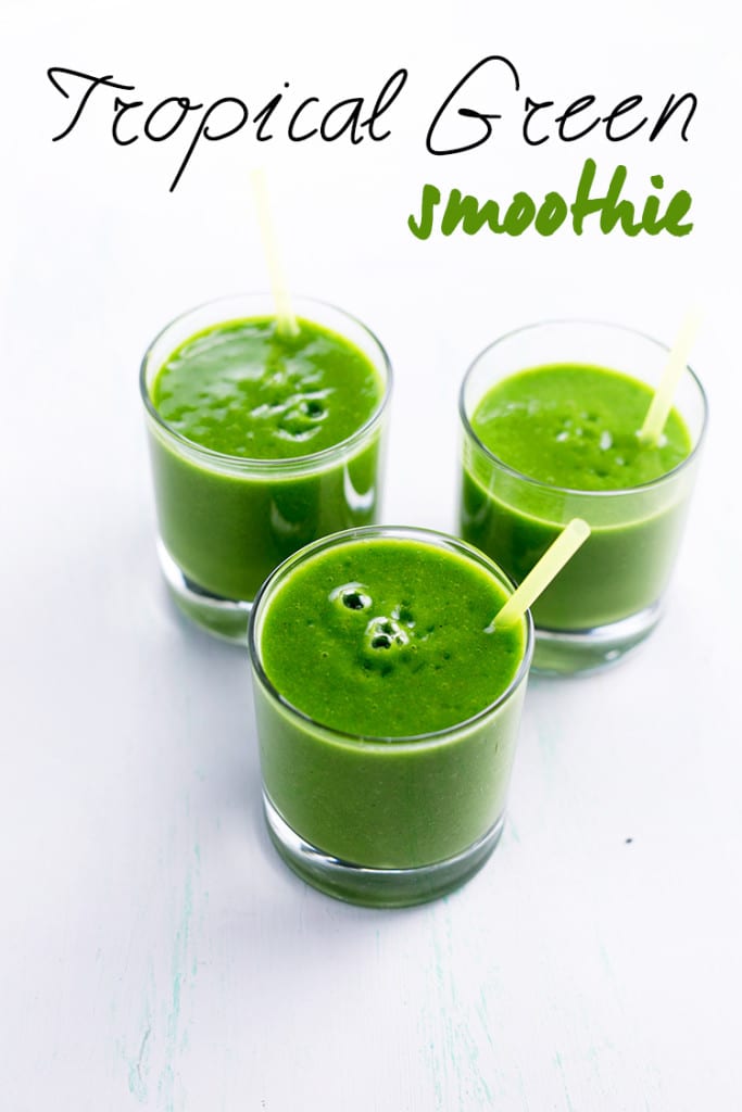 Healthy-Tropical-Green-Smoothie-4